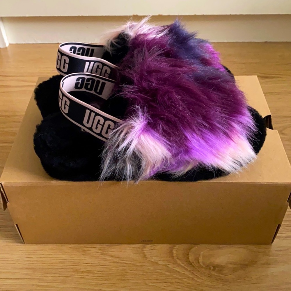 Authentic UGG Women Fluff Yeah Slide Tie Dye Sz 7 US/ Sz 38 Euro